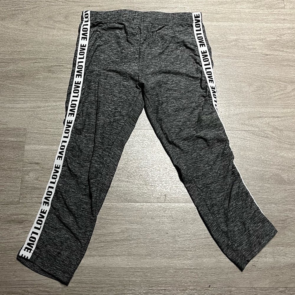 Grey leggings
